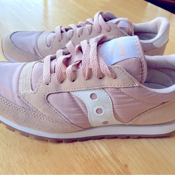 Women’s Saucony Jazz Low Pro in powder pink - Picture 2 of 6